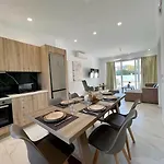 Villa Marinos