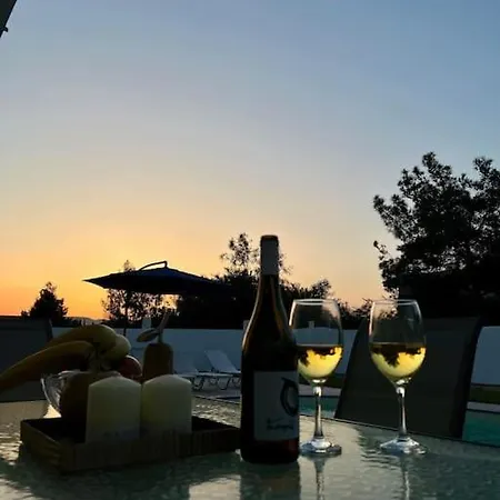 Marinos וילה Kalamákion